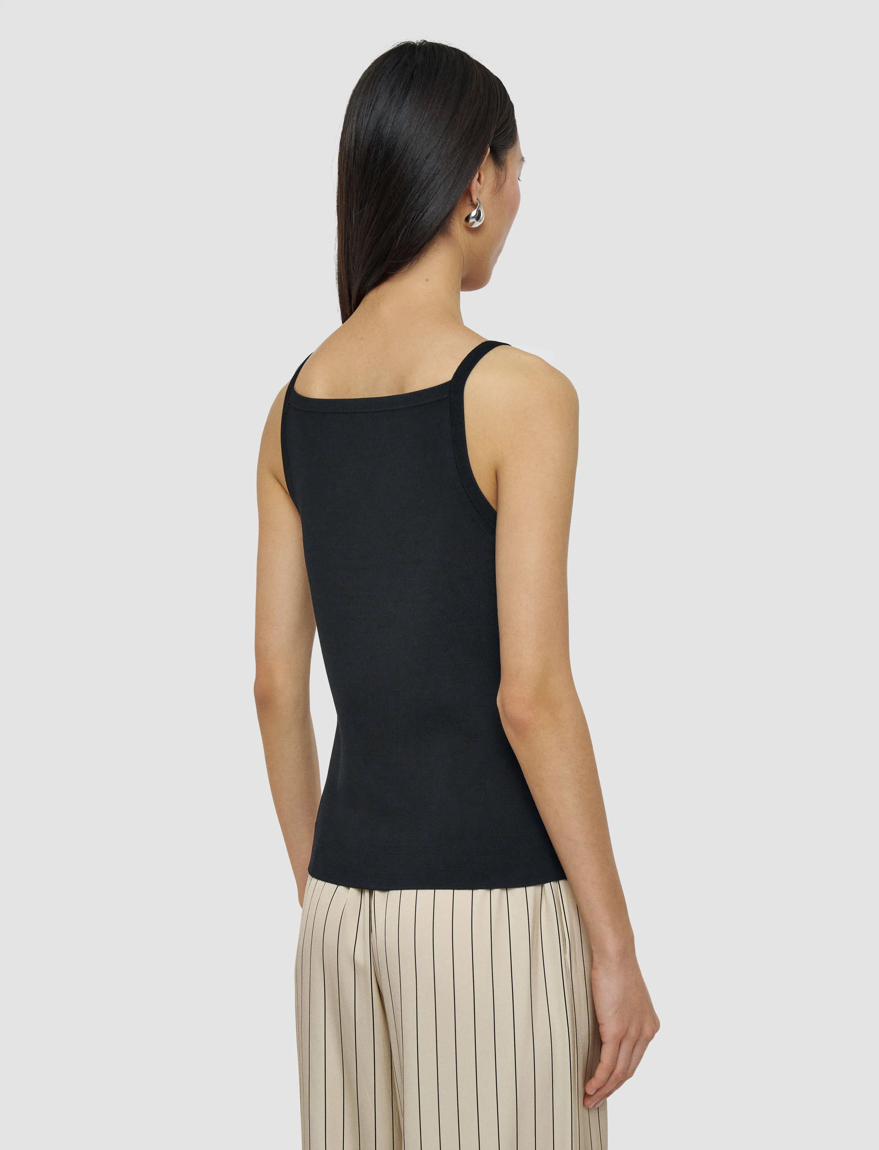 Viscose Knit Stretch Vest Top Layered HeatTrap Stitching
