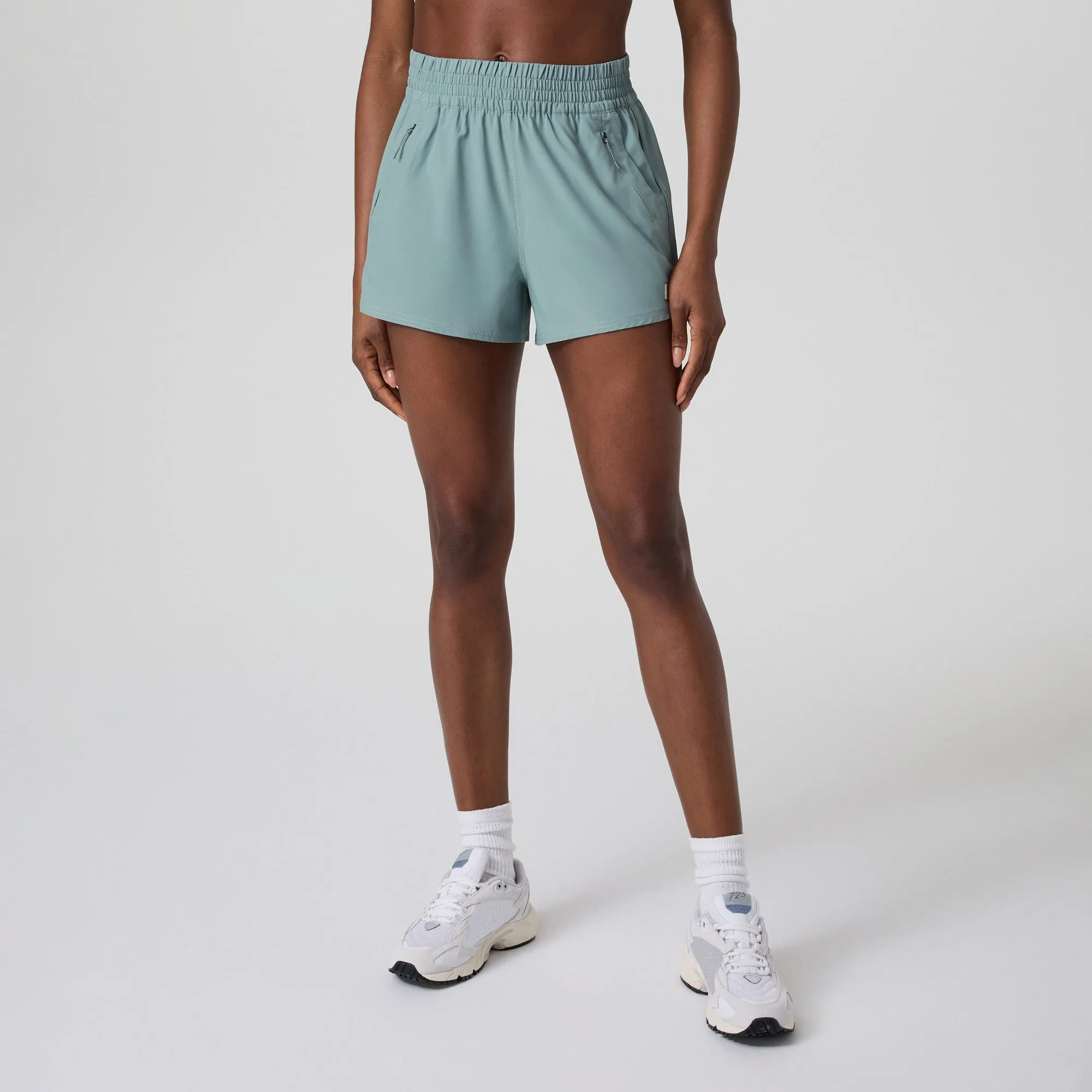 Denim Shirt Reinforced Hem Stitching vuori Women's Dash Short 2.0 in Mist