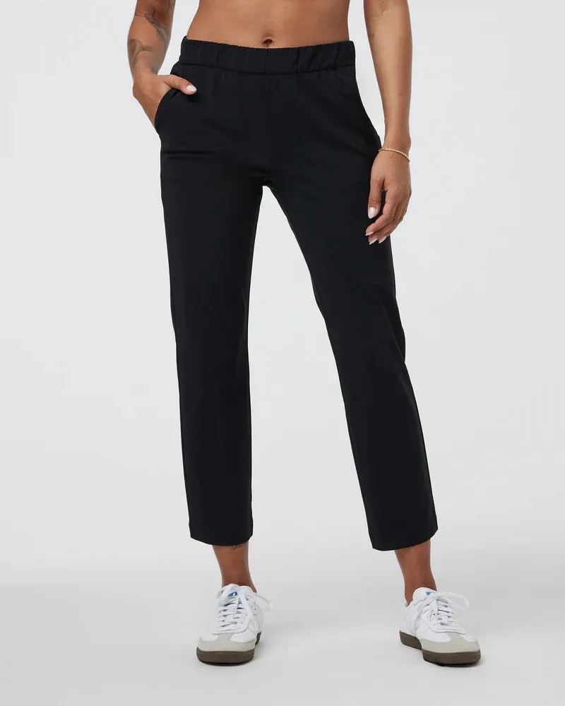 vuori Women's Miles Ankle Pant in Black Brushed Inner Layer