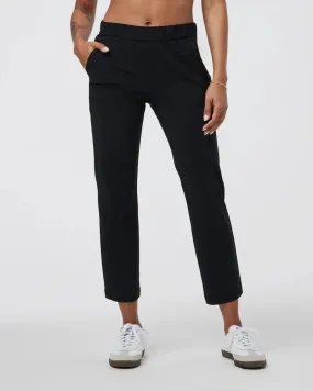 vuori Women's Miles Ankle Pant in Black Brushed Inner Layer