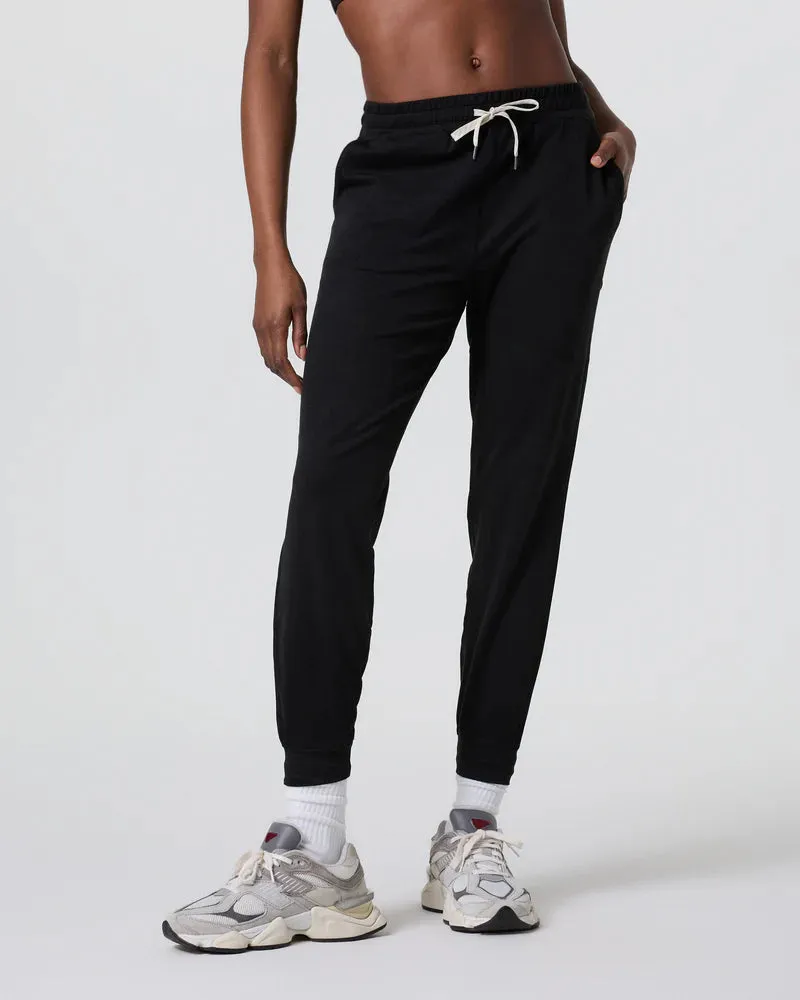 PlushLining vuori Women's Performance Jogger in Black Heather