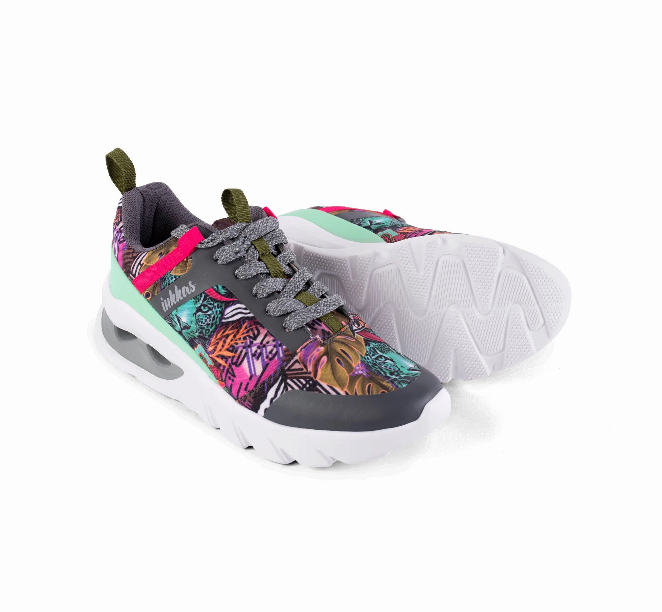 Wanyama Trainer Travel Essential Stretchable