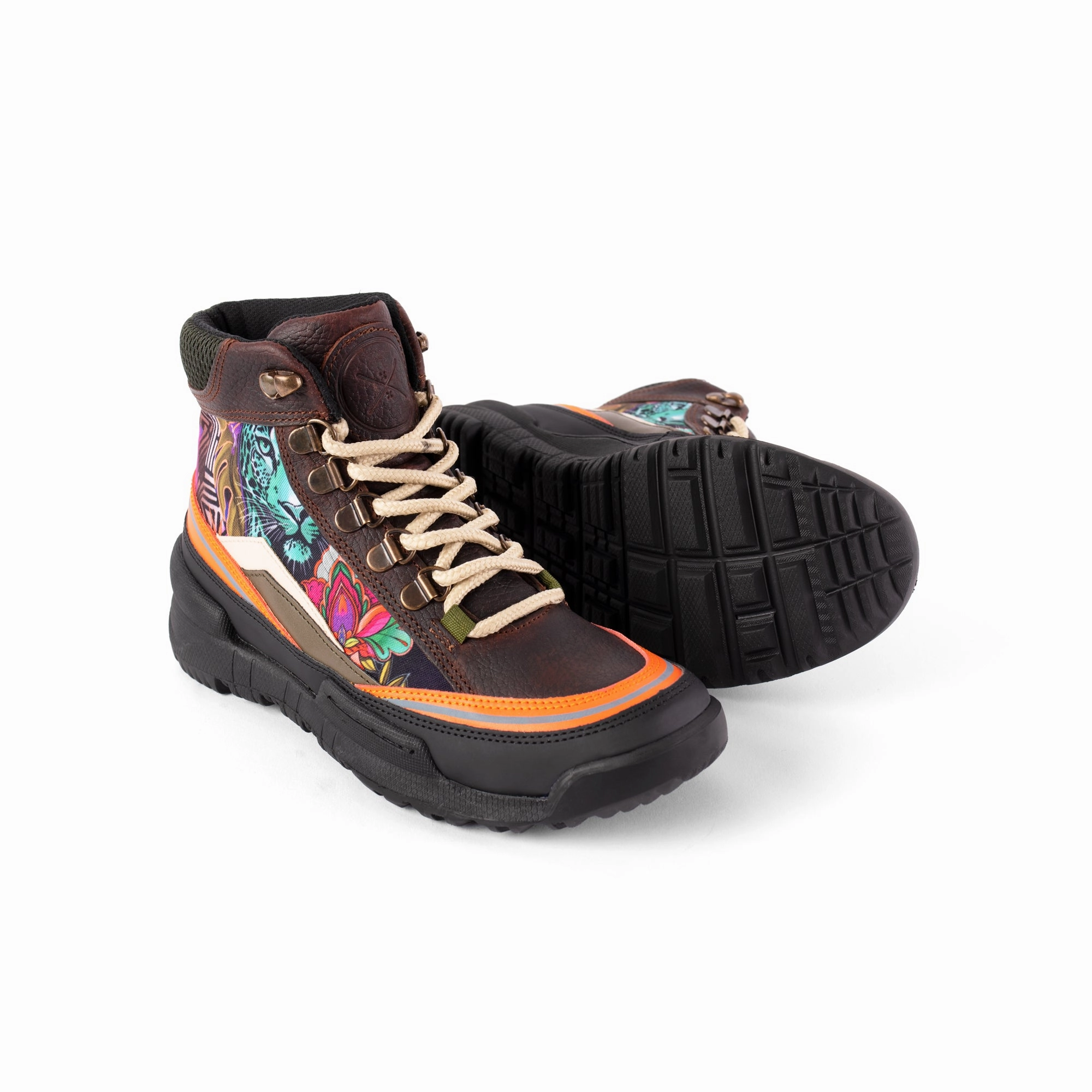 Modern Utility Wanyama Trekk Boot