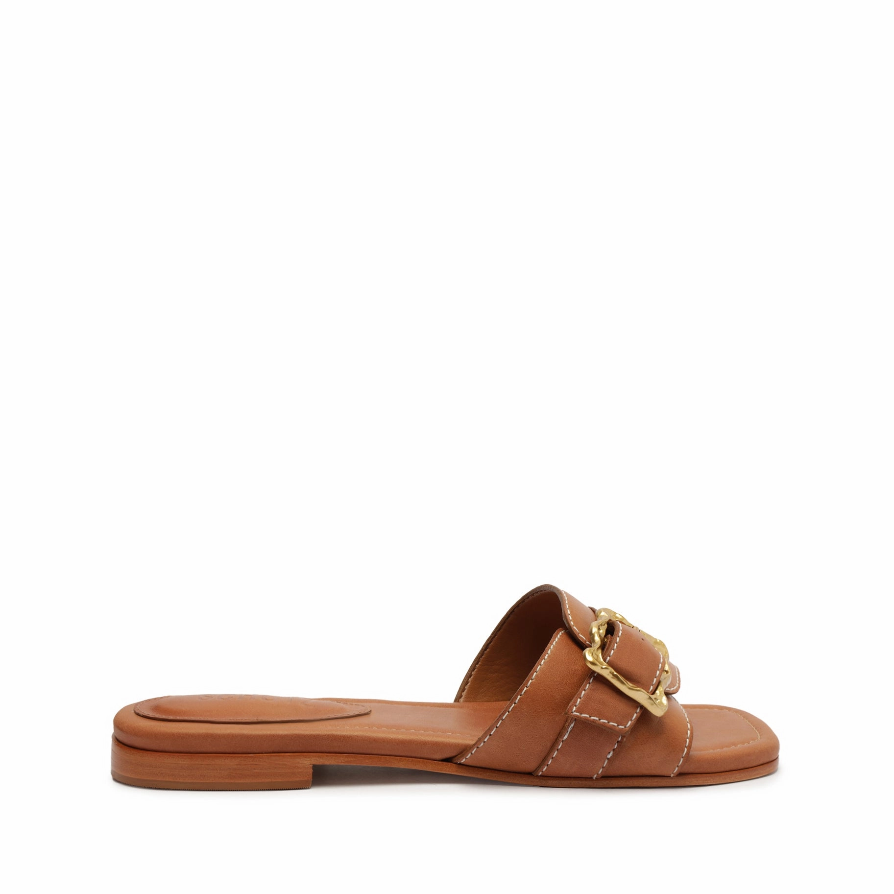 Roomy Toe Box Wavy Flat Sandal