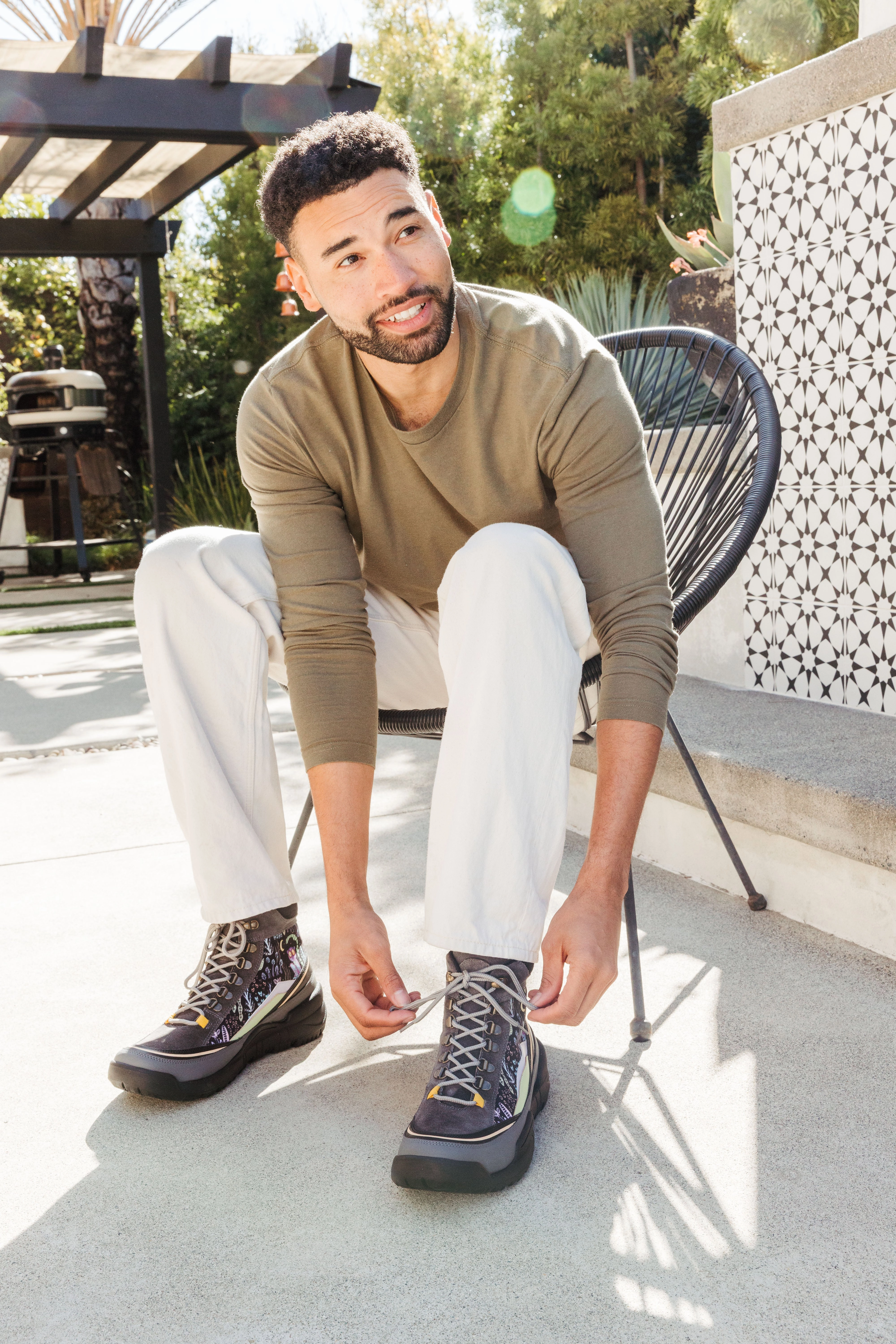 Waterproof Trail Exploration Feather Light Snow Trekker Loomi Trekk Boot