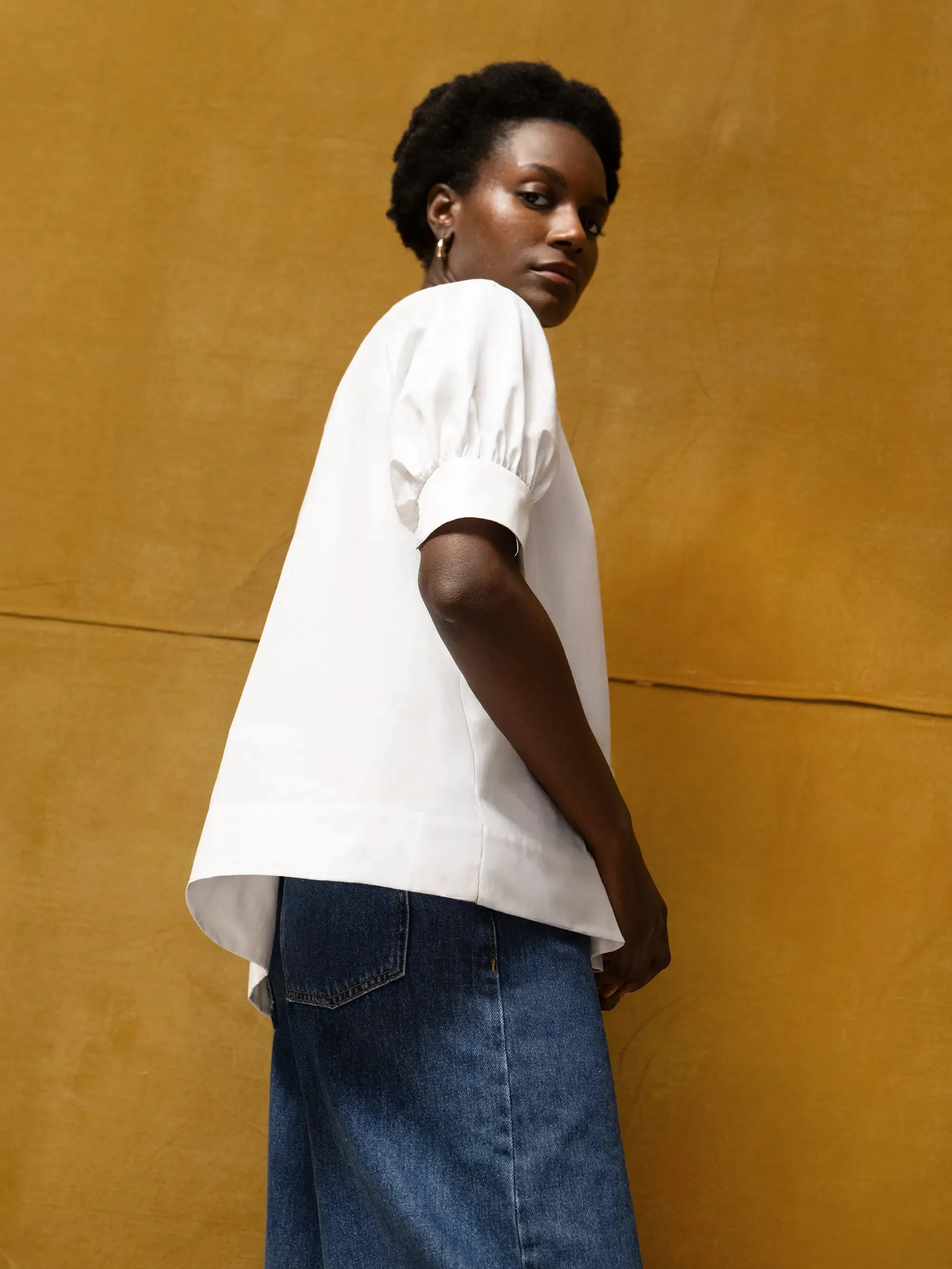 White Cotton Poplin Short Sleeve Shirt MoistureWickingMaterial EasyCareMaterial