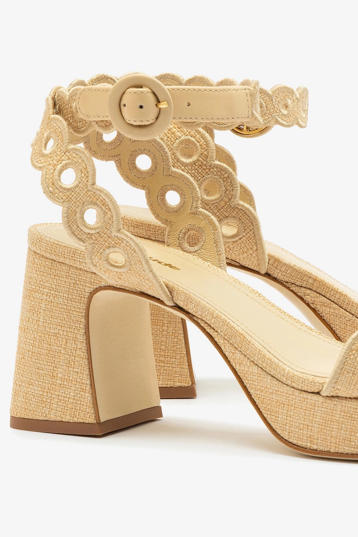 Snow Ride Dolly Broderie Low Sandal In Beige Raffia