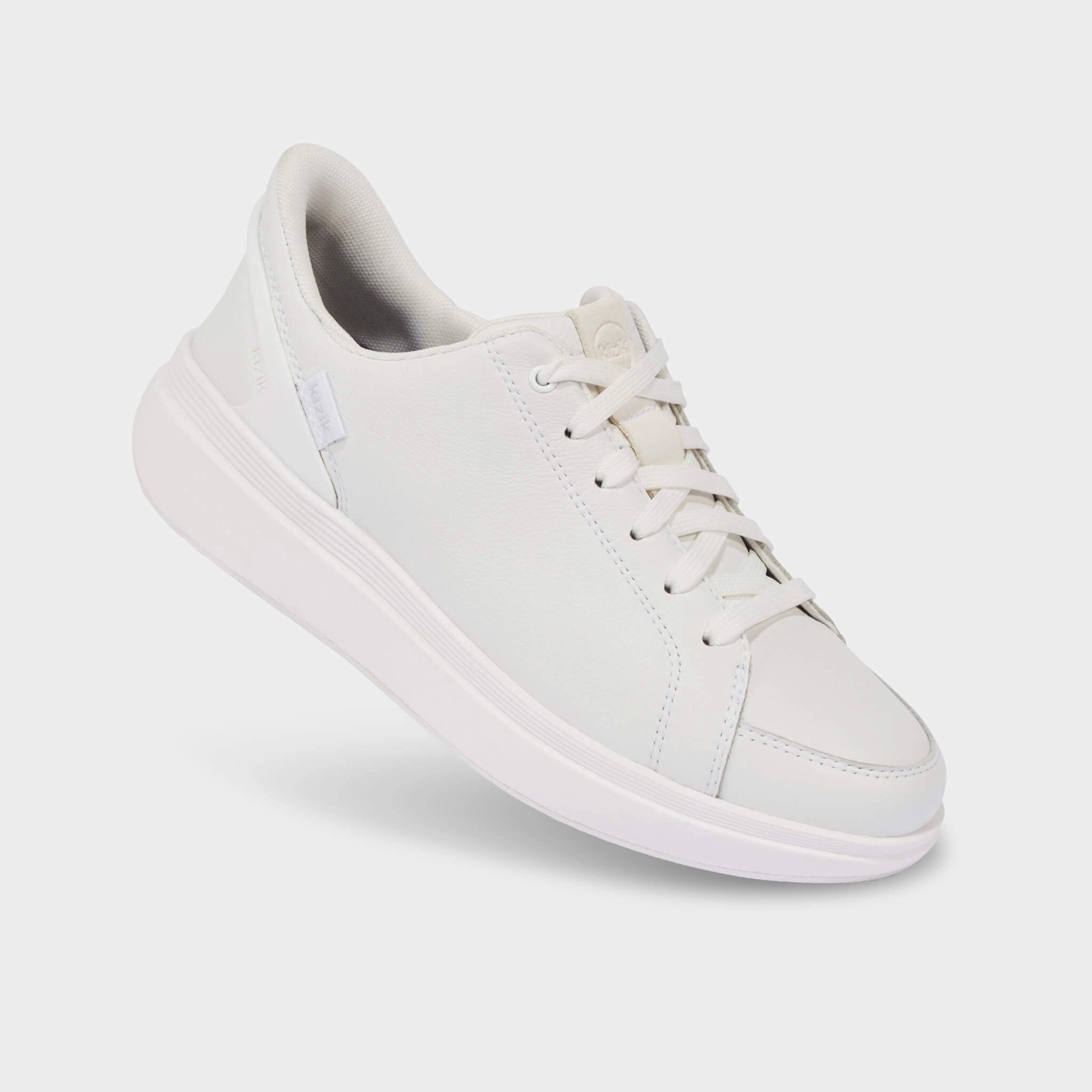 Surf Step group walk Women's Sydney - White