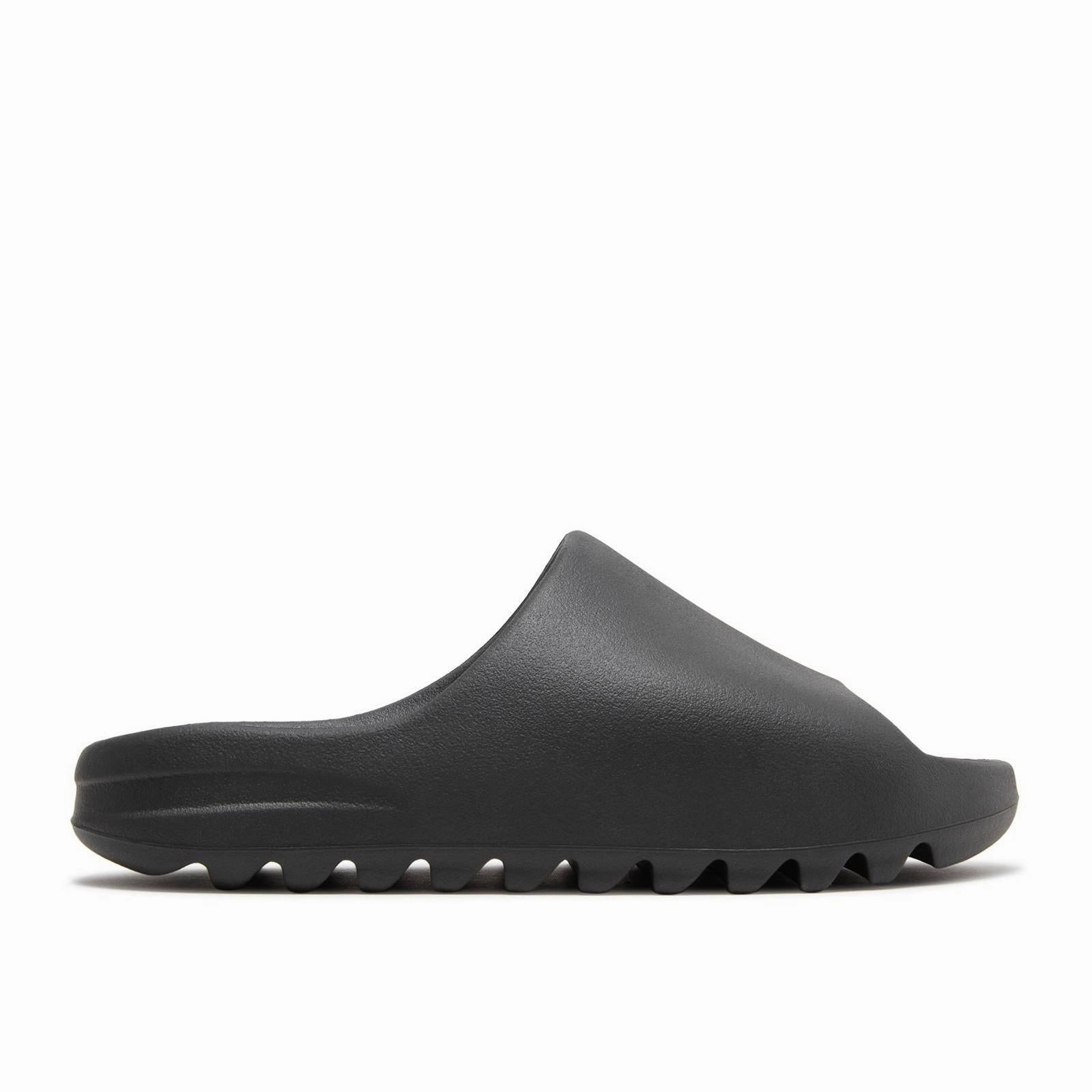 Yeezy Slide - Onyx Reinforced Heel Stabilizer