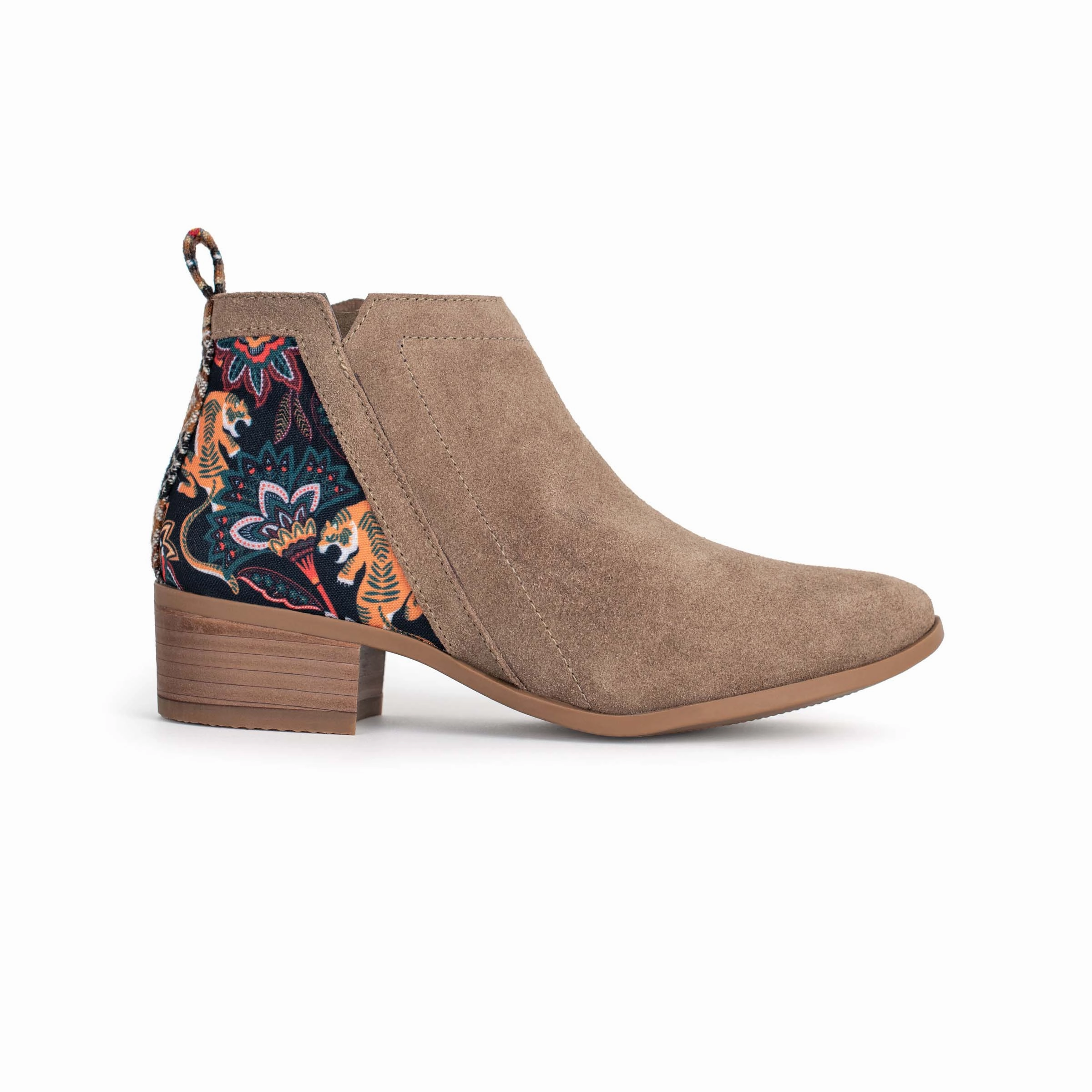 Yuuki Bootie Versatile Traction Pattern Heavy Use