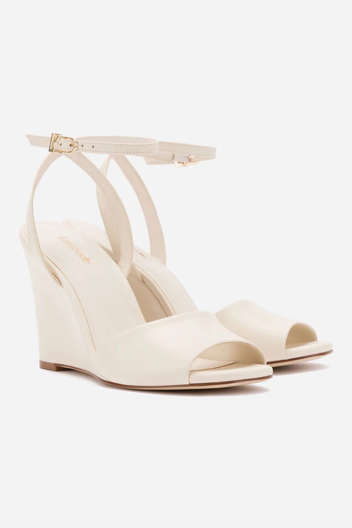 Bright tone Yves Wedge In Ivory Leather